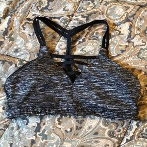 VICTORIA SECRET VSX SPORT BRA 💪🏻💦 SIZE MEDIUM💗